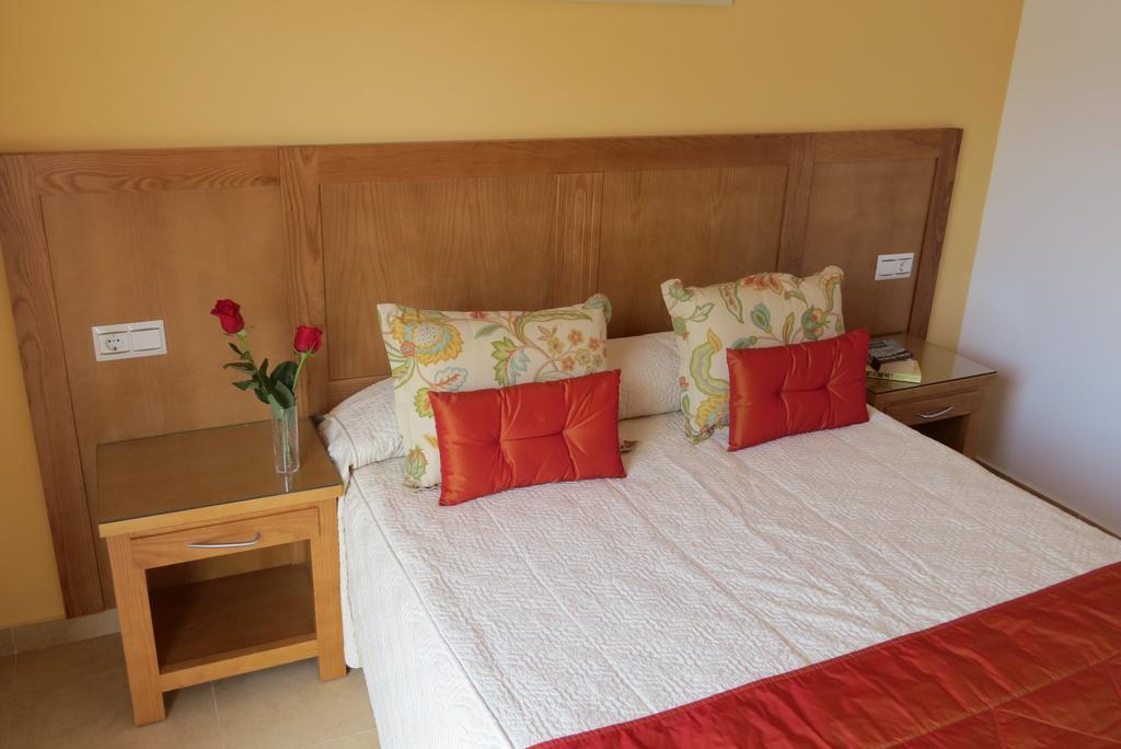 Apartamentos Turisticos Las Yucas Torre Del Mar Eksteriør billede